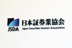 Japan Securities Dealers Association signage and logo